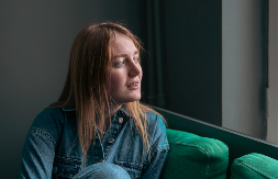 Skandal u porodici poslije smrti oca: Izbacila sam njegovu partnerku na ulicu i platila cijenu